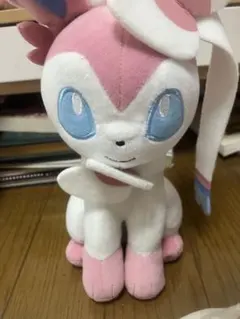 ポケモン ニンフィア ぬいぐるみのサムネイル