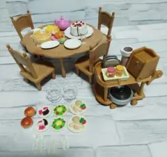 シルバニアファミリー小物　ディナー　ホームパーティーセット　キッチン家電セット