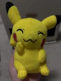 ピカチュウ ぬいぐるみ