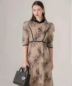 Leja パイピングハイネック花柄ラメレースワンピースドレスのサムネイル