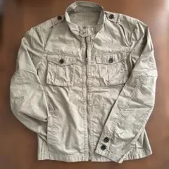 ベージュジャケット