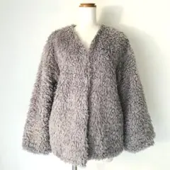 アズ ノゥ アズ ピンキー プードルボアブルゾン ノーカラーコート グレー