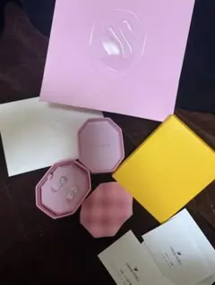 Swarovski ハート型クリスタルピアス