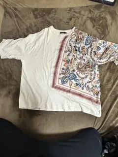 NIKO AND ... 装飾柄ホワイトTシャツ