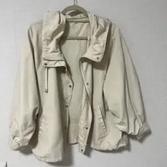 フード付き　マウンテンパーカー