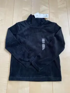 ☆新品未使用　ユニクロ　キッズ　フリースハイネックTシャツ　130cm☆