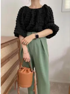 Item thumbnail for item 493ad71c-037b-4a63-abc7-4867db88566c