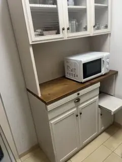 ビーカンパニー購入キッチンカウンター 食器棚中古