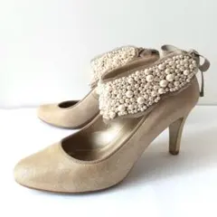 22.5 アンテプリマ パンプス ゴールド 金 パール ラメ ビジュー 結婚式のサムネイル