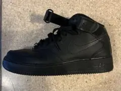 Nike Air Force 1 Mid ブラック