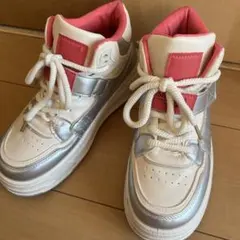 ハイカットスニーカー ホワイト/シルバー/ピンク