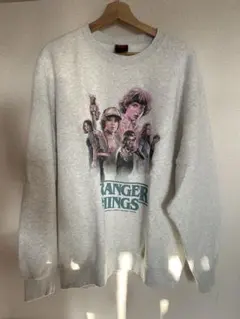 GU ストレンジャーシングス　トレーナー　XL