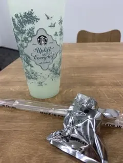 ミステリーカラーチェンジングリユーザブルコールドカップ べアリスタ