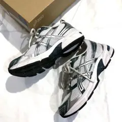 【最終お値下げ】＜asics＞GEL-1130/スニーカー　24.0cm