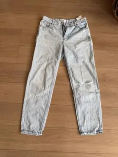 Bershka ダメージデニムパンツ USA02サイズ