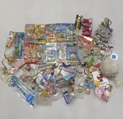 ハローキティ　ご当地　ねつけ　ストラップ　セット　サンリオ