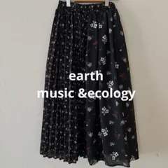 Earth Music & Ecology フラワープリントフレアスカート　黒のサムネイル