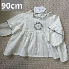 【未使用】ママラク　フリル刺繍ブラウス
