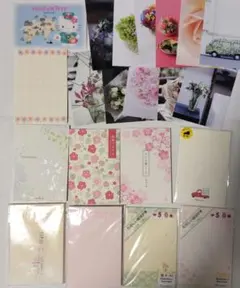 ポストカード、はがき132枚　大量セット　ハローキティ 絵手紙・カード紙