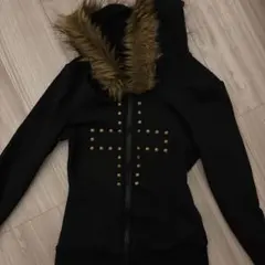 スタッズ付き ファー付き パーカー ブラック