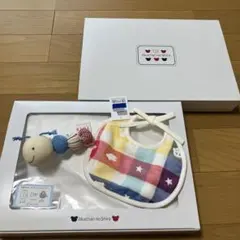 Akachan no Shiro スタイ・玩具セット