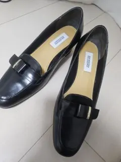 MACKINTOSH PHILOSOPHY ブラックパンプス