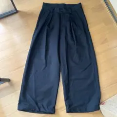 着画あり　 モノマート　ワイドスラックスパンツ