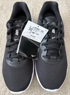 【新品】ナイキ　レボリューション6 ワイド　24.0cm