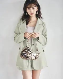 グレイル　セットアップ　ジャケット ショートパンツ
