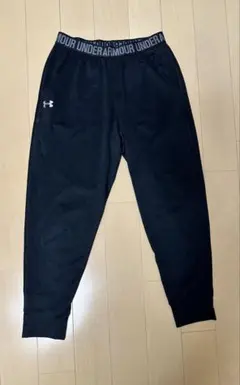 Under Armour ジャージパンツ