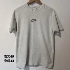 Nike グレー Tシャツ