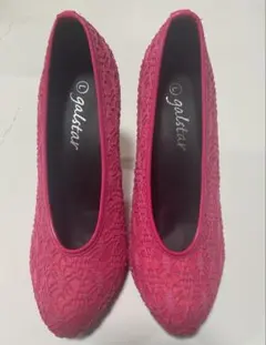 ピンクレースパンプス