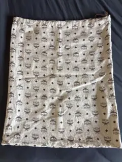 MCM エムシーエム　巾着袋のサムネイル