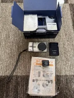 Panasonic LUMIX DMC-TZ1のサムネイル