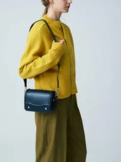 Item thumbnail for item 2a24a8ae-23ed-445c-81cf-16f9cc6784a2