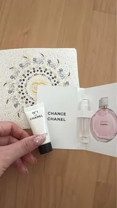 CHANEL チャンス オー タンドゥル オードゥ パルファムサンプル 香水