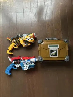 未開封 エナジーライガー ジェットファルコン 2体セット＋色違いパーツ付 ゾイド 未開封 エナジーライガー ジェットファルコン 2体セット＋色違いパーツ