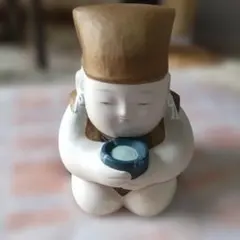 写真より大きめ！陶器製の愛らしい置物