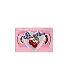 Flower Knows Cherry Love アイシャドウパレット