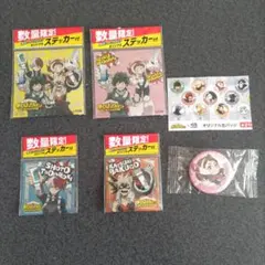 ヒロアカ　ステッカー　ハミガキLION＆くら寿司 缶バッジ　麗日お茶子