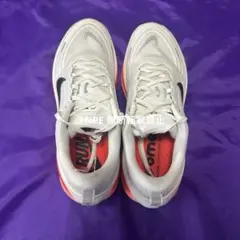 ナイキ ボメロプラス 27.5cm