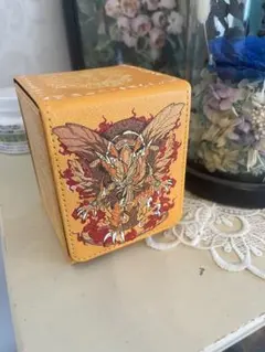遊戯王　三幻神デッキケース　3個セット　オシリス　ラー　オベリスク　ディスプレイ 遊戯王 三幻神デッキケース 3個セット オシリス ラー オベリスク