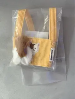 スターバックス　台湾限定　猫　ドリンクホルダー