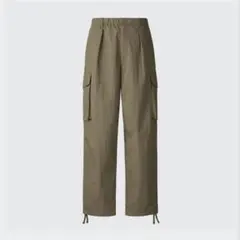 UNIQLO ワイドフィットパラシュートカーゴパンツ