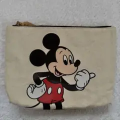 ディズニーストア　ミッキーポーチ　　大きめ