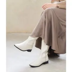 メヌエスクエアトゥーシンプルロングブーツ　　　　ホワイト　　3L