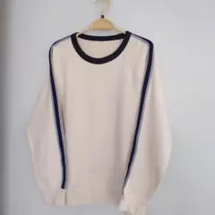 良品【UNIQLO】コットン９５%ラグラン袖ラインデザイントレーナーＬアイボリー