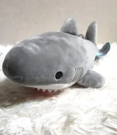 【USJ限定】ジョーズ JAWS ぬいぐるみ サメ ユニバ グッズ 約28cm