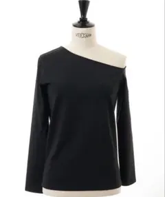 新品同様　KEINA RITA ケイナリタ　オフショルダー　トップス 2025年最新】ケイナリタの人気アイテム - メルカリ