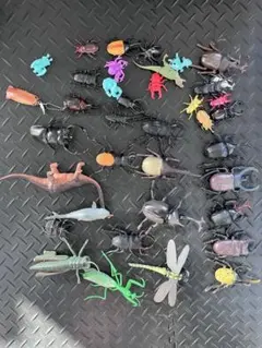 昆虫フィギュアセット（リアルデザイン）